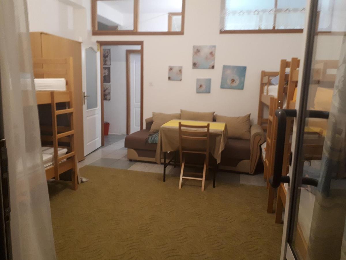 Guesthouse Sanja Mostar Eksteriør billede